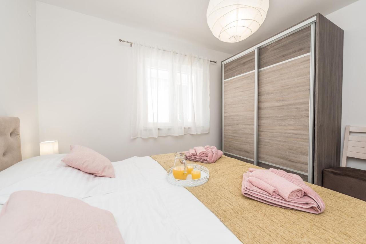 Villa Family Sukosan, Zadar Luaran gambar