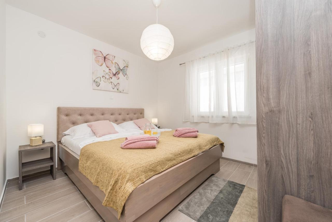 Villa Family Sukosan, Zadar Luaran gambar