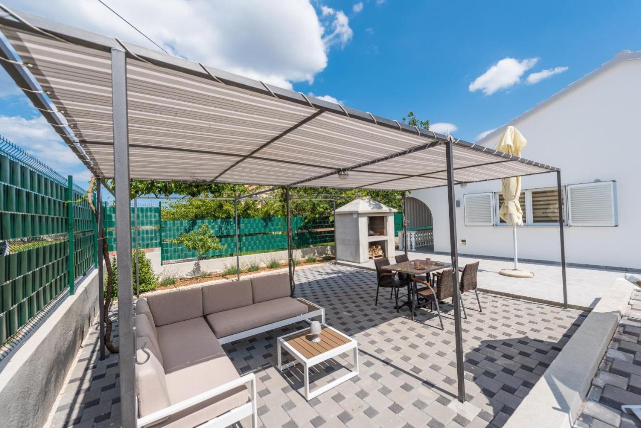 Villa Family Sukosan, Zadar Luaran gambar