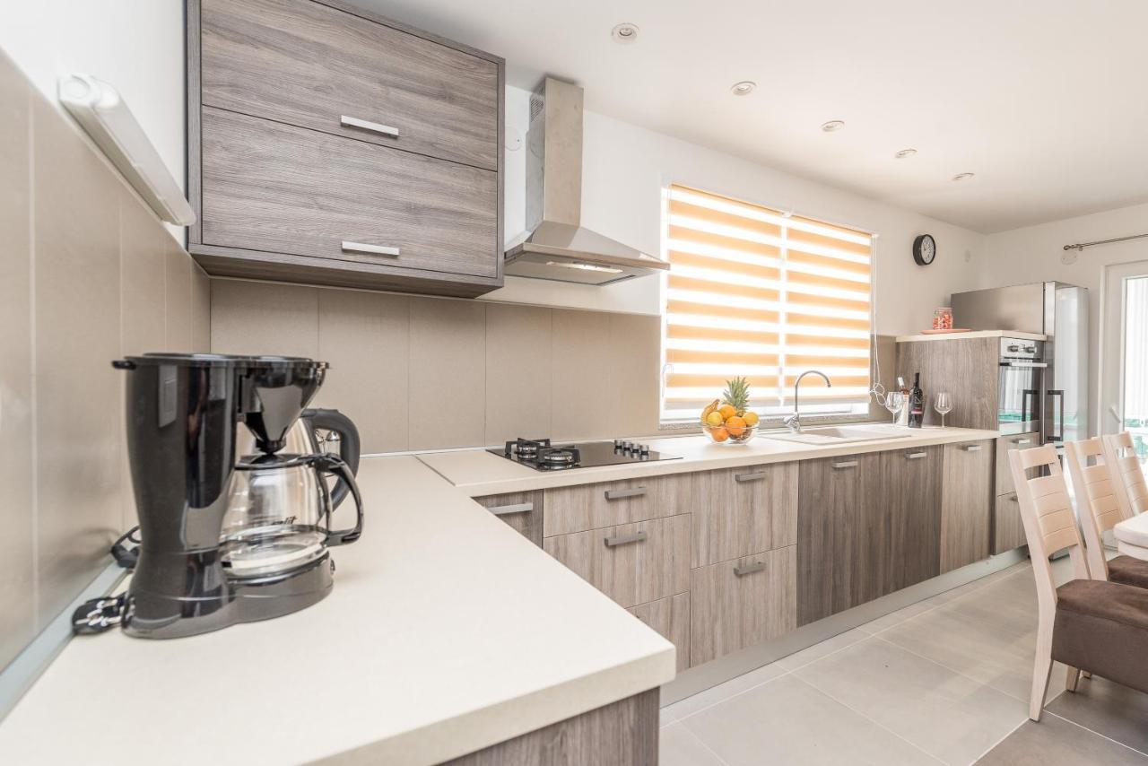 Villa Family Sukosan, Zadar Luaran gambar
